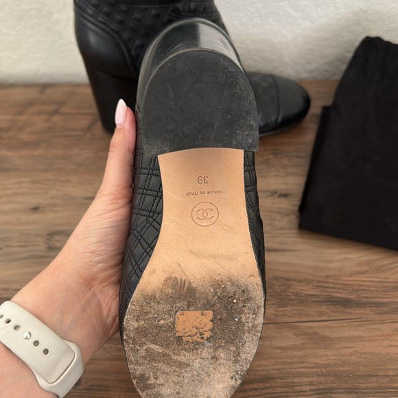 Quilted Chanel Ankle Booties - Picture 4 of 4